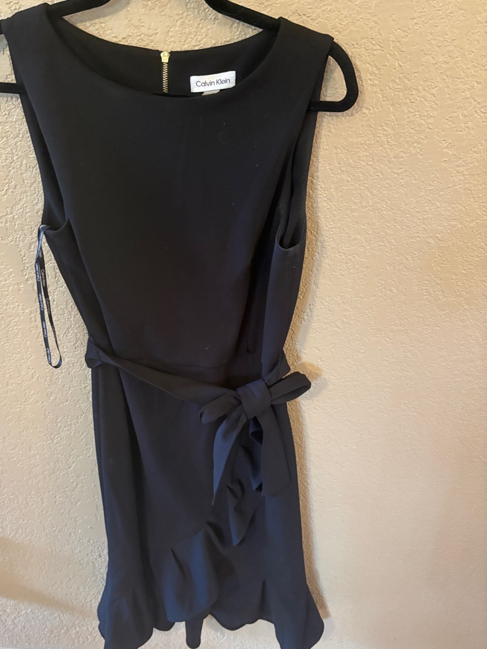 Calvin Klein Navy-Black Sleeveless Belted Sheath Dress